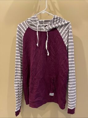 Orvis Hoodie in Plum with Gray Striped Sleeves size L